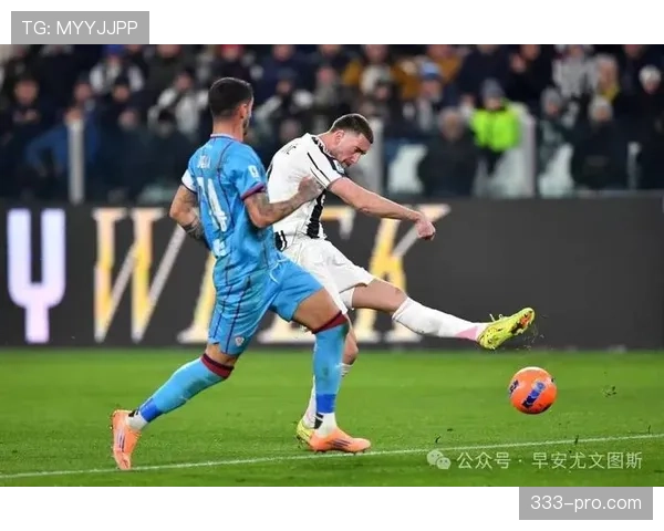 弗拉霍维奇对阵国米与那不勒斯的强强对话表现解析