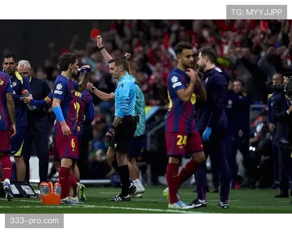 巴萨进攻效率崩了：机会不少，却越踢越不会终结