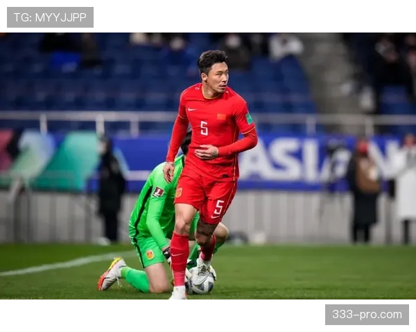 吕迪格与范戴克：力量型中卫和控制型中卫的防守逻辑差异